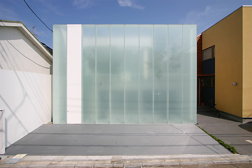 WHITE COURT HOUSE, 2007
